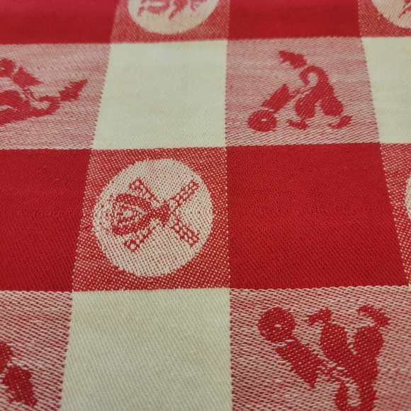 Vintage Red Checkerboard Dutch Themed Tablecloth 51" x 48" - Picture 6 of 7